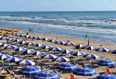 spiaggia hotel abruzzo pineto